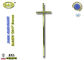 Cruz de bronze antiga do crucifixo do zamak da cor do ouro, tamanho da decoração da tampa do caixão do metal dos encaixes D017 do caixão:  57 x 16,5 cm